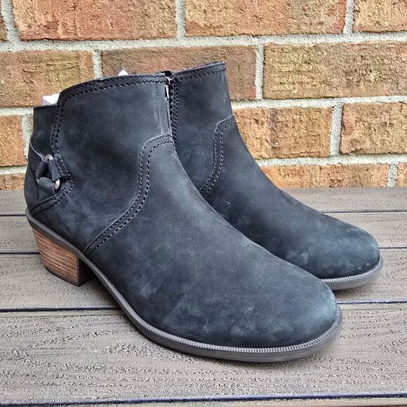 Teva Foxy Ankle Boots Women's Size 10 Black Nubuck Leather Side Zip Short Bootie - Picture 3 of 12